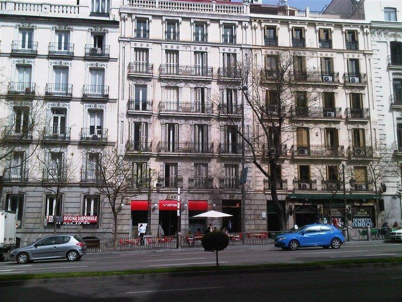 Boutike Cibeles Apartment Madrid Bagian luar foto